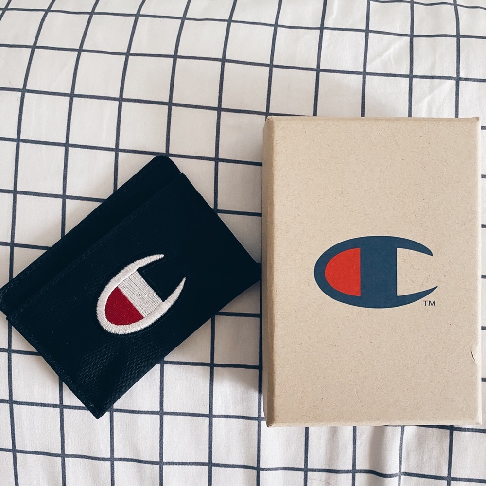 Champion Card Holder